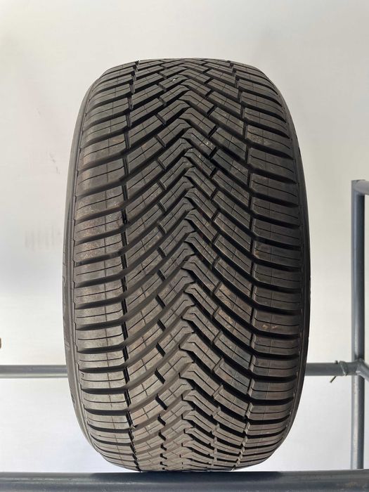 Opona WieloSezon Continental AllSeasonContact 245/40R18 Adax Koźle