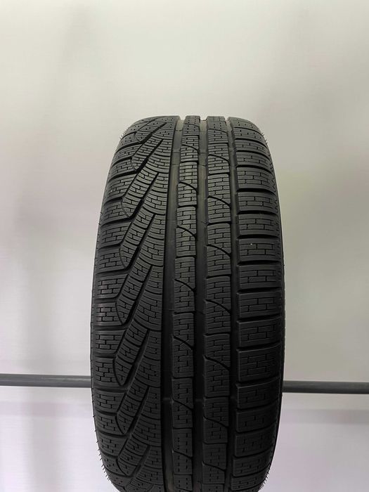 Nowa Opona Koźle Zima Pirelli SottoZero Serie 3 Runflat 245/45R18 Adax