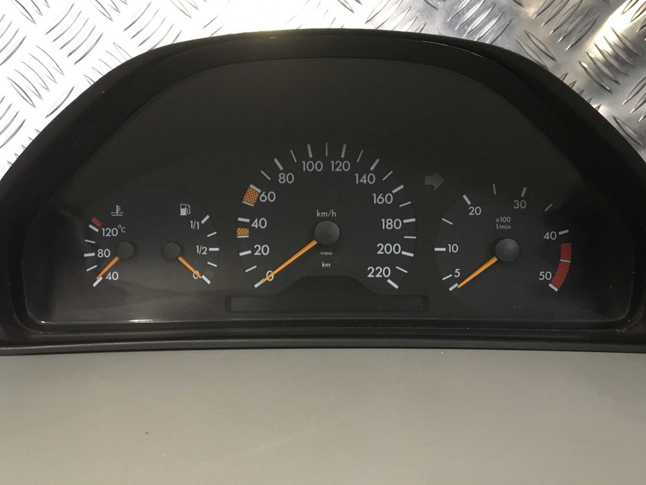 Zegar Licznik Mercedes W210 ADAX KOŹLE