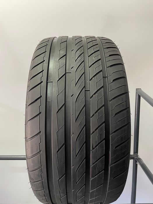 Opony Letnie Ovation VI-388 Performance XL 295/35R21 Adax Koźle